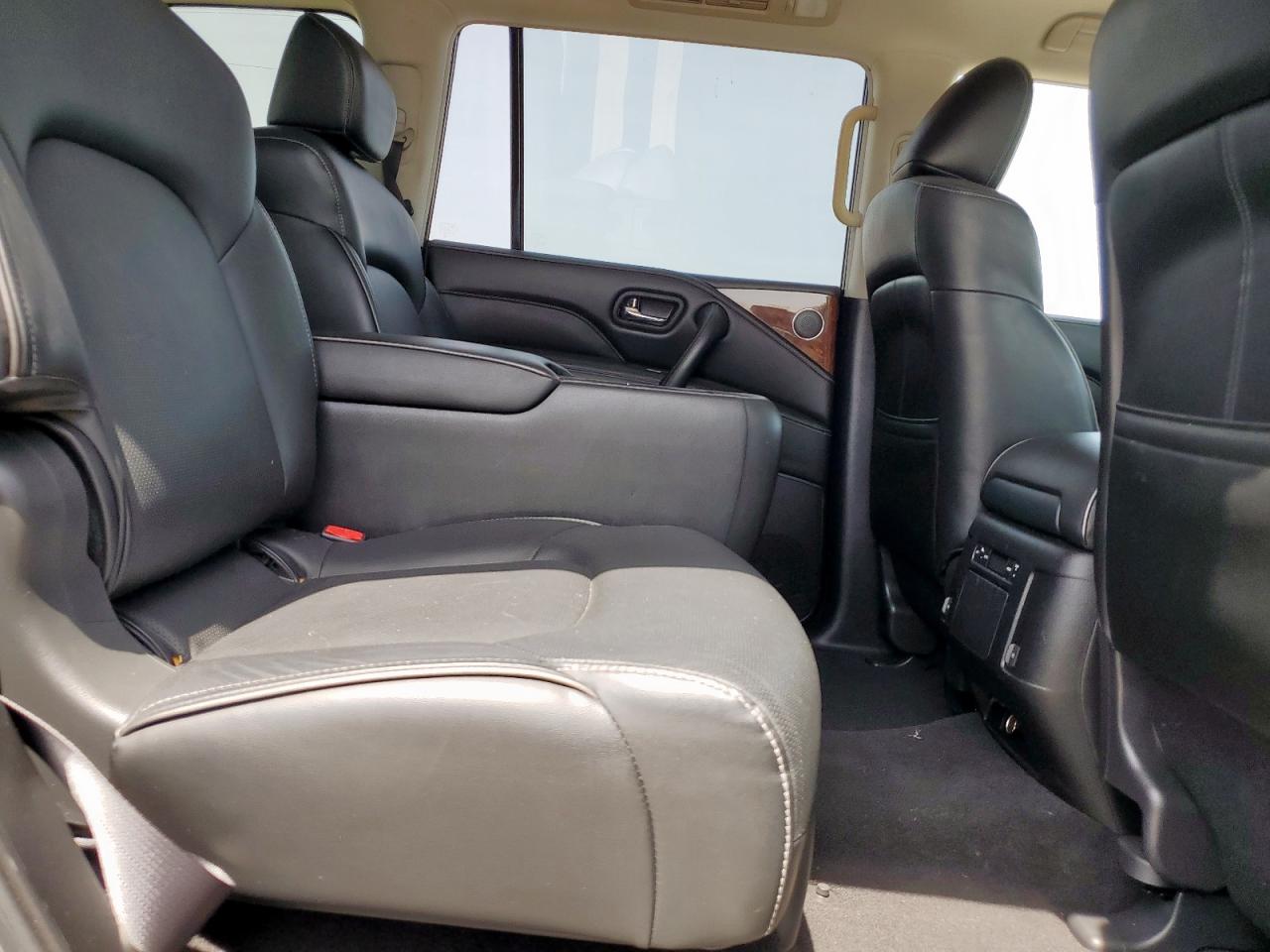 jn8az2nf0k9682755 JN8AZ2NF0K9682755 2019 Infiniti Qx80 Luxe