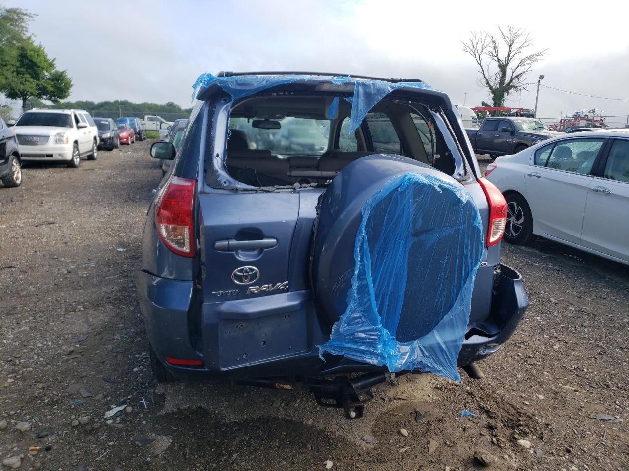 2007 Toyota Rav4 Limited VIN: JTMBK31V276021700 Lot: 62635485
