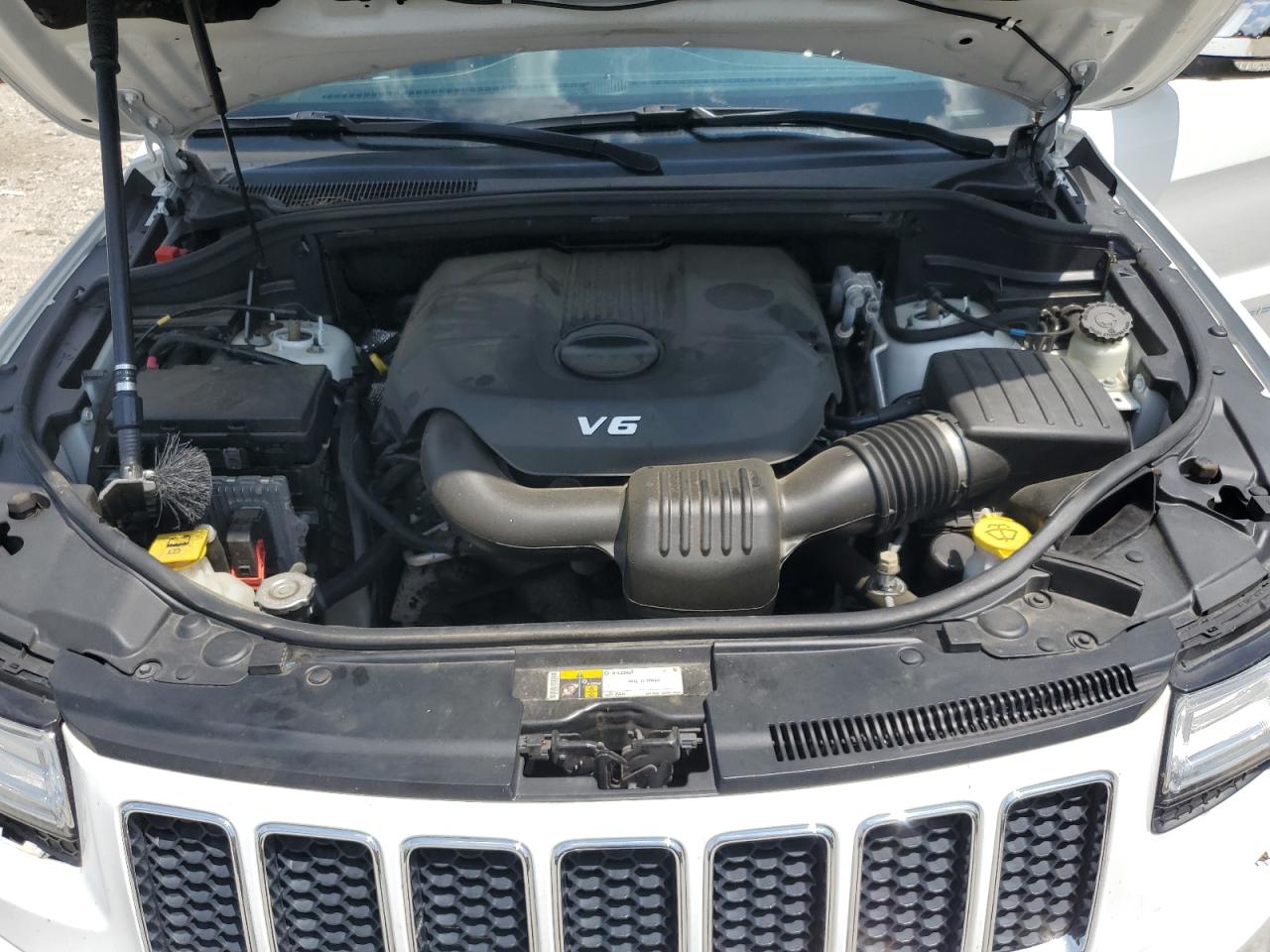 2015 Jeep Grand Cherokee Overland VIN: 1C4RJFCG5FC666813 Lot: 65136465