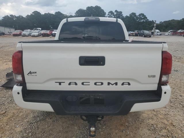  TOYOTA TACOMA 2018 Белы