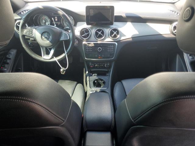  MERCEDES-BENZ GLA-CLASS 2017 Biały