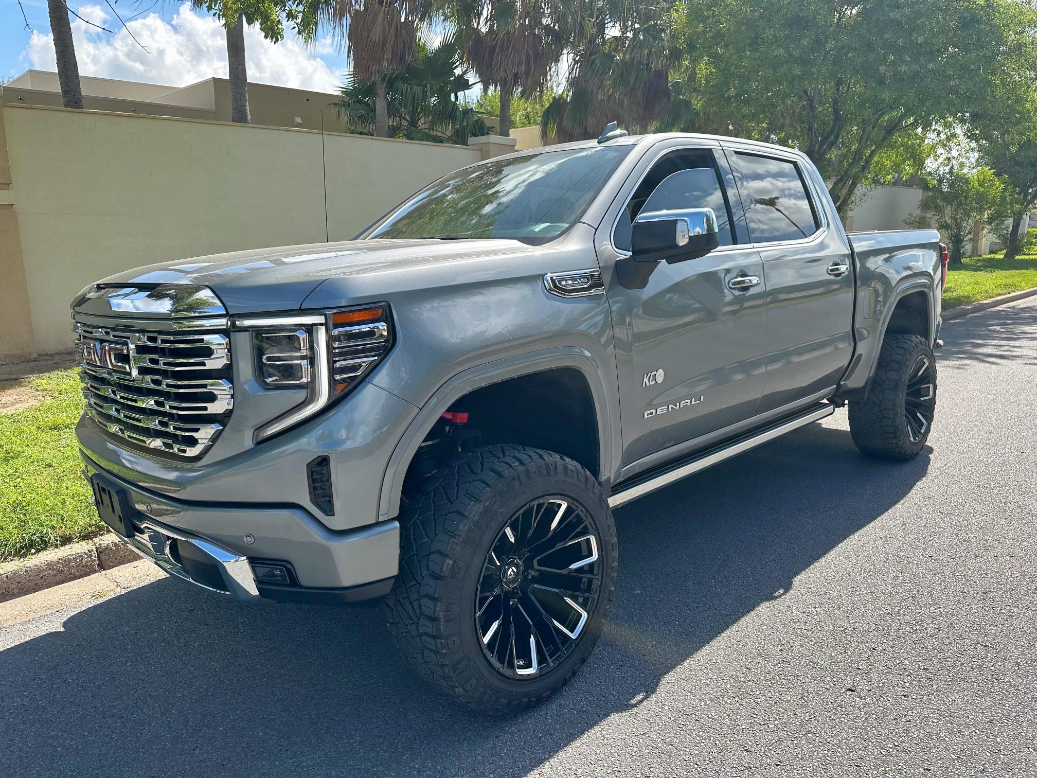  GMC SIERRA 2024 Srebrny
