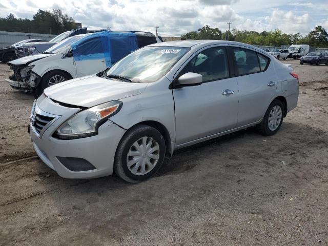  NISSAN VERSA 2017 Silver
