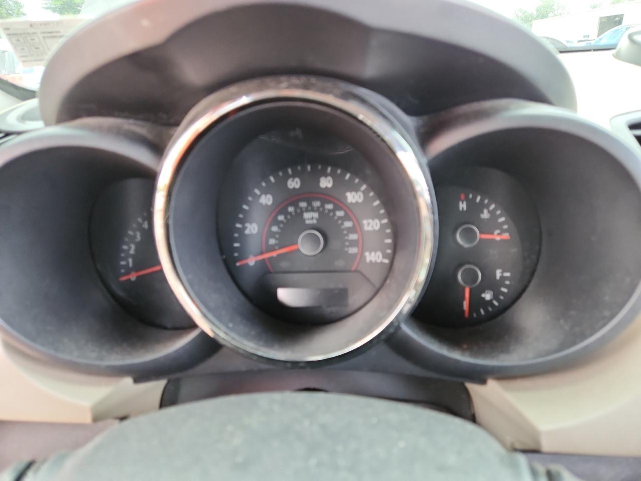 2010 Kia Soul + VIN: KNDJT2A22A7099727 Lot: 63231405