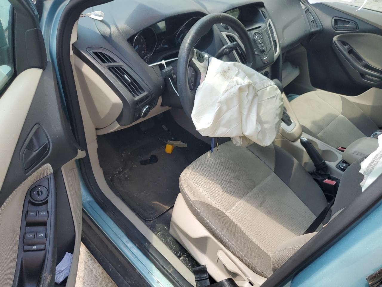 2012 Ford Focus Se VIN: 1FAHP3F28CL322984 Lot: 63446325