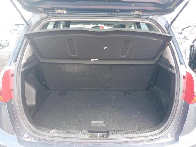 2017 KIA VENGA 4 AU
