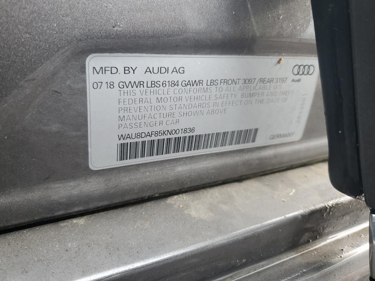 2019 Audi A8 L VIN: WAU8DAF85KN001836 Lot: 62670185