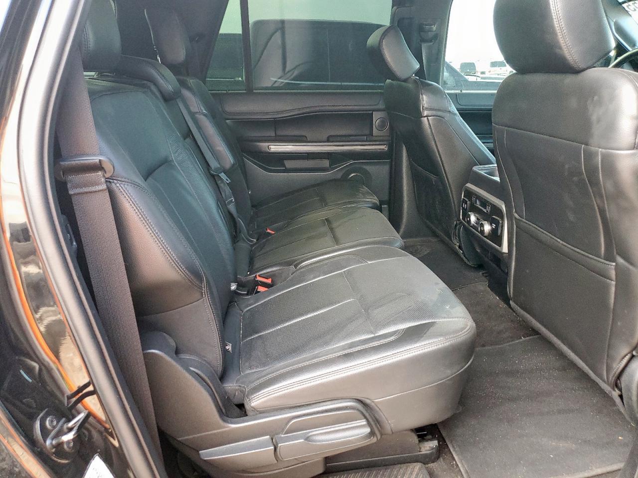 2018 Ford Expedition Max Xlt VIN: 1FMJK1HT1JEA06151 Lot: 64232255