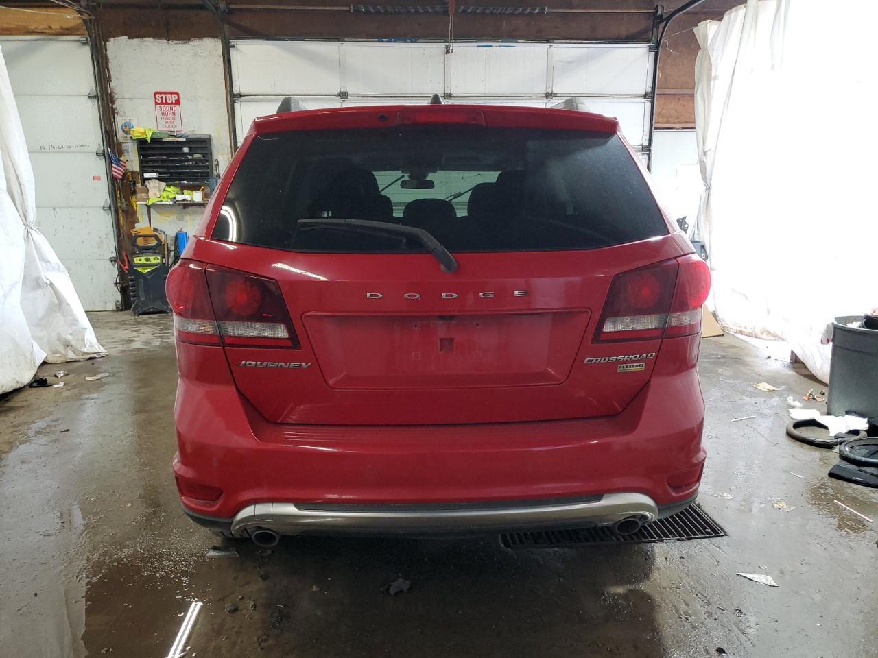 2018 Dodge Journey Crossroad VIN: 3C4PDCGG7JT505237 Lot: 63219175