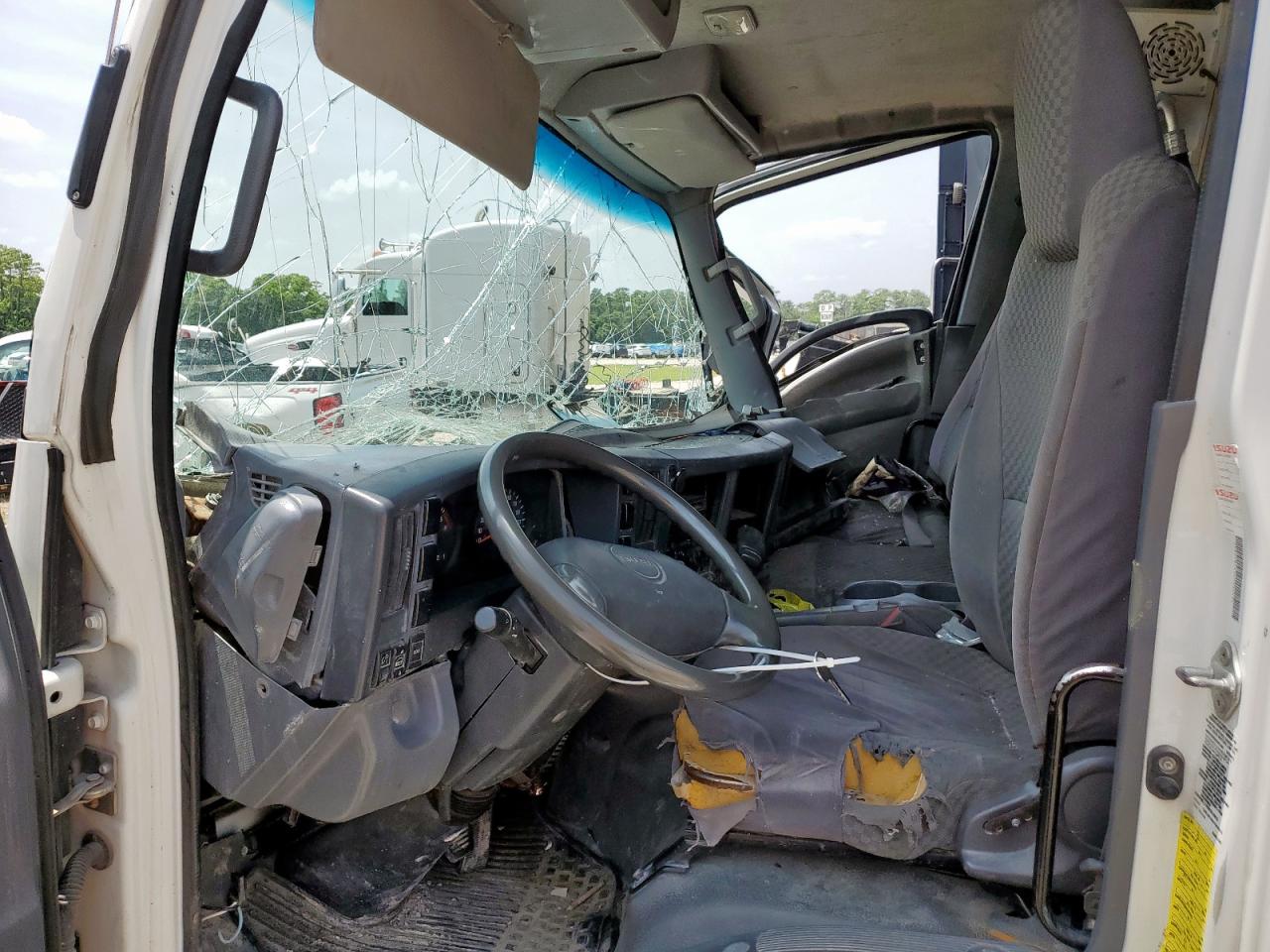 2012 Isuzu Npr Hd VIN: 54DC4W1B0CS800662 Lot: 63076425