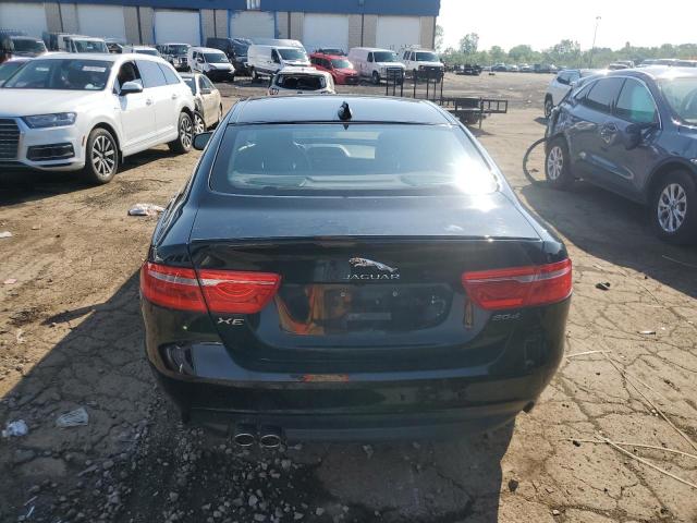 Sedans JAGUAR XE 2017 Czarny