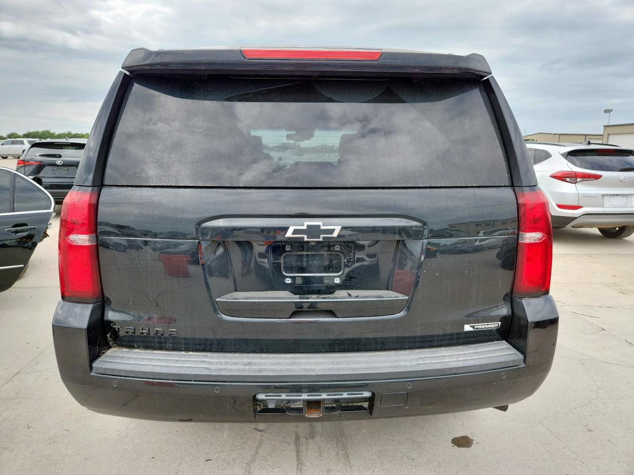 2018 Chevrolet Tahoe K1500 Premier VIN: 1GNSKCKJ7JR304490 Lot: 63460675