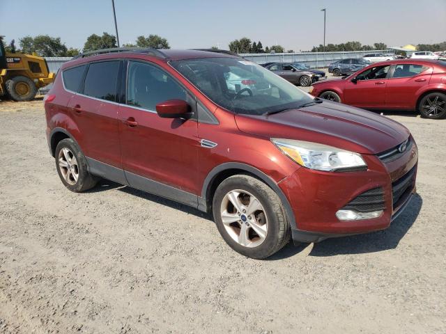 Parquets FORD ESCAPE 2016 Czerwony