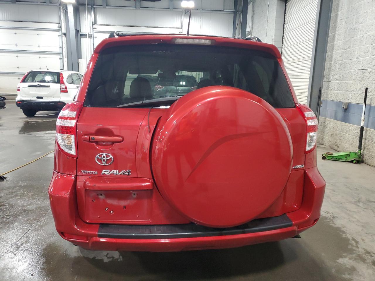 2010 Toyota Rav4 Limited VIN: JTMDF4DV5AD027928 Lot: 65129875