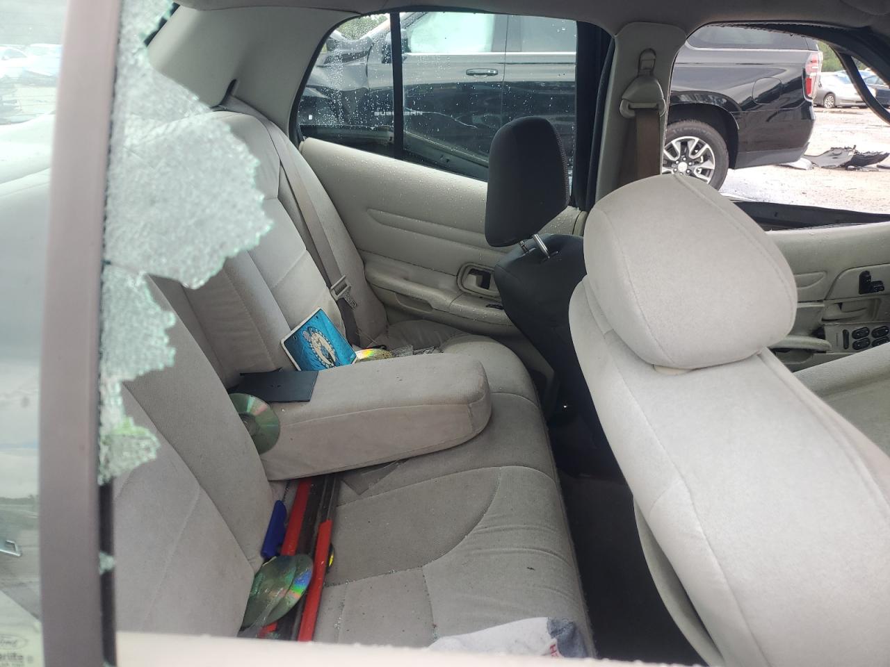 2001 Ford Crown Victoria Lx VIN: 2FAFP74W81X141792 Lot: 65143545