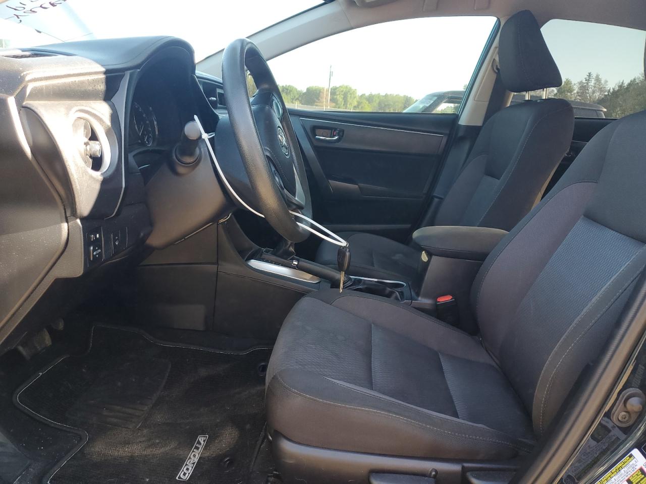 2019 Toyota Corolla L VIN: 2T1BURHE9KC180282 Lot: 65271095