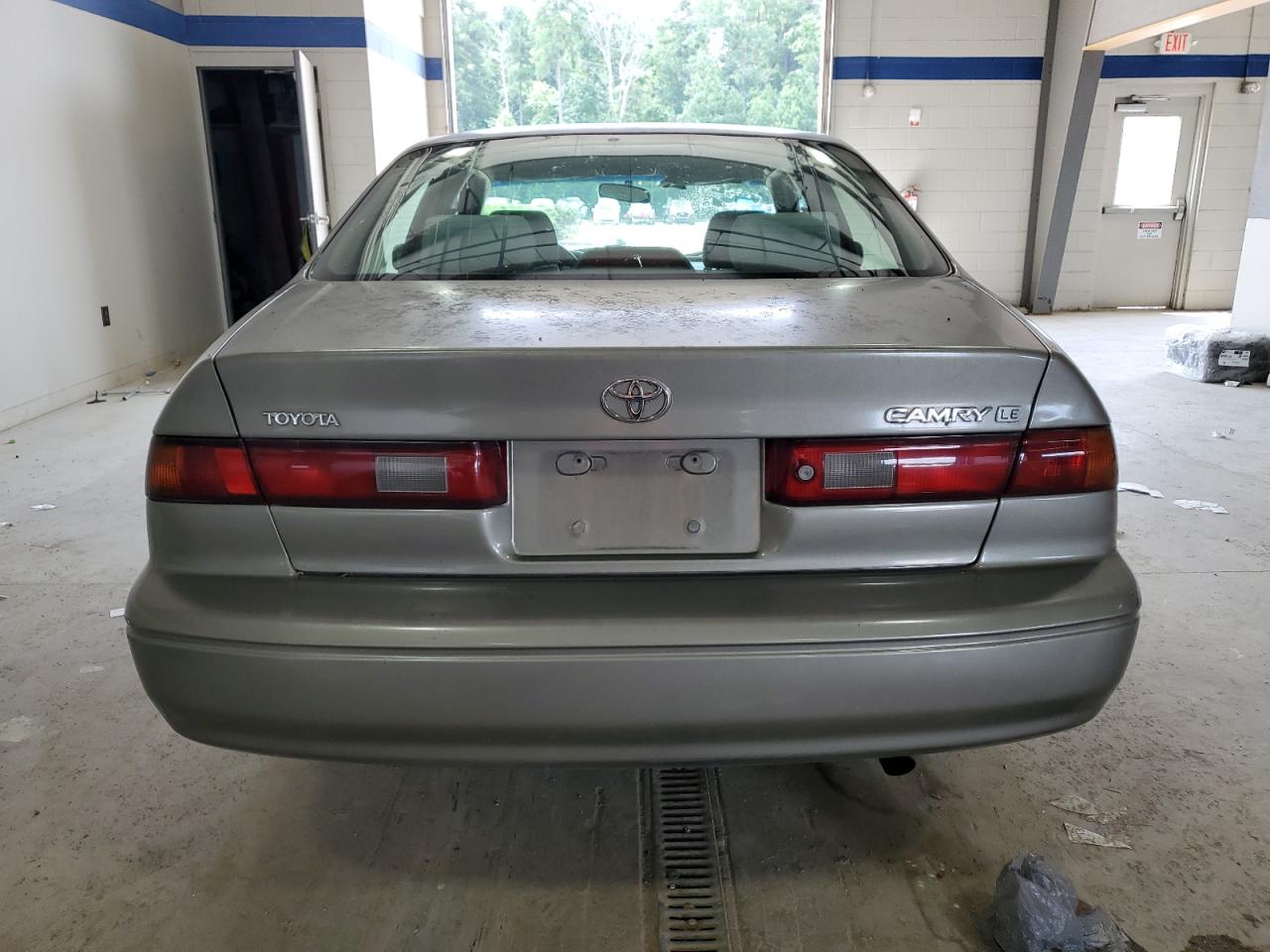 1999 Toyota Camry Ce VIN: 4T1BG22K2XU614805 Lot: 64631575