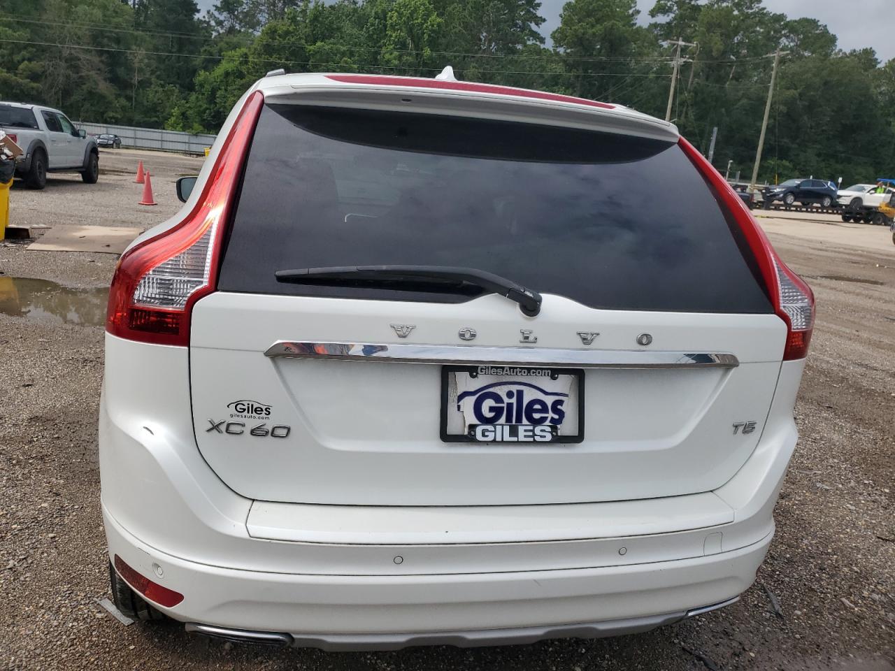 2016 Volvo Xc60 T5 Premier VIN: YV440MDK8G2836977 Lot: 65145655