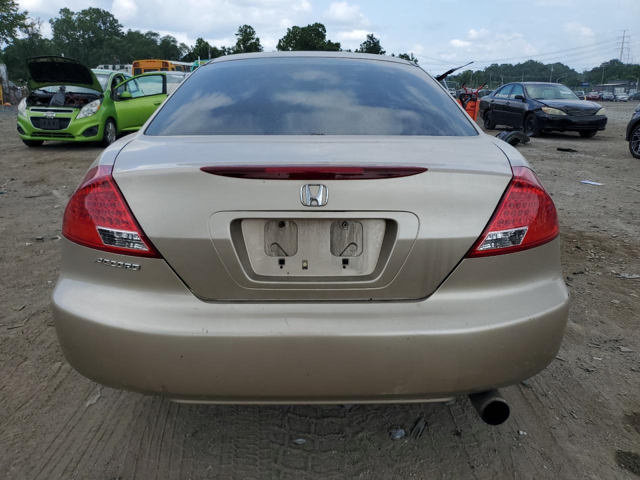 2006 Honda Accord Ex VIN: 1HGCM72756A008233 Lot: 66052145