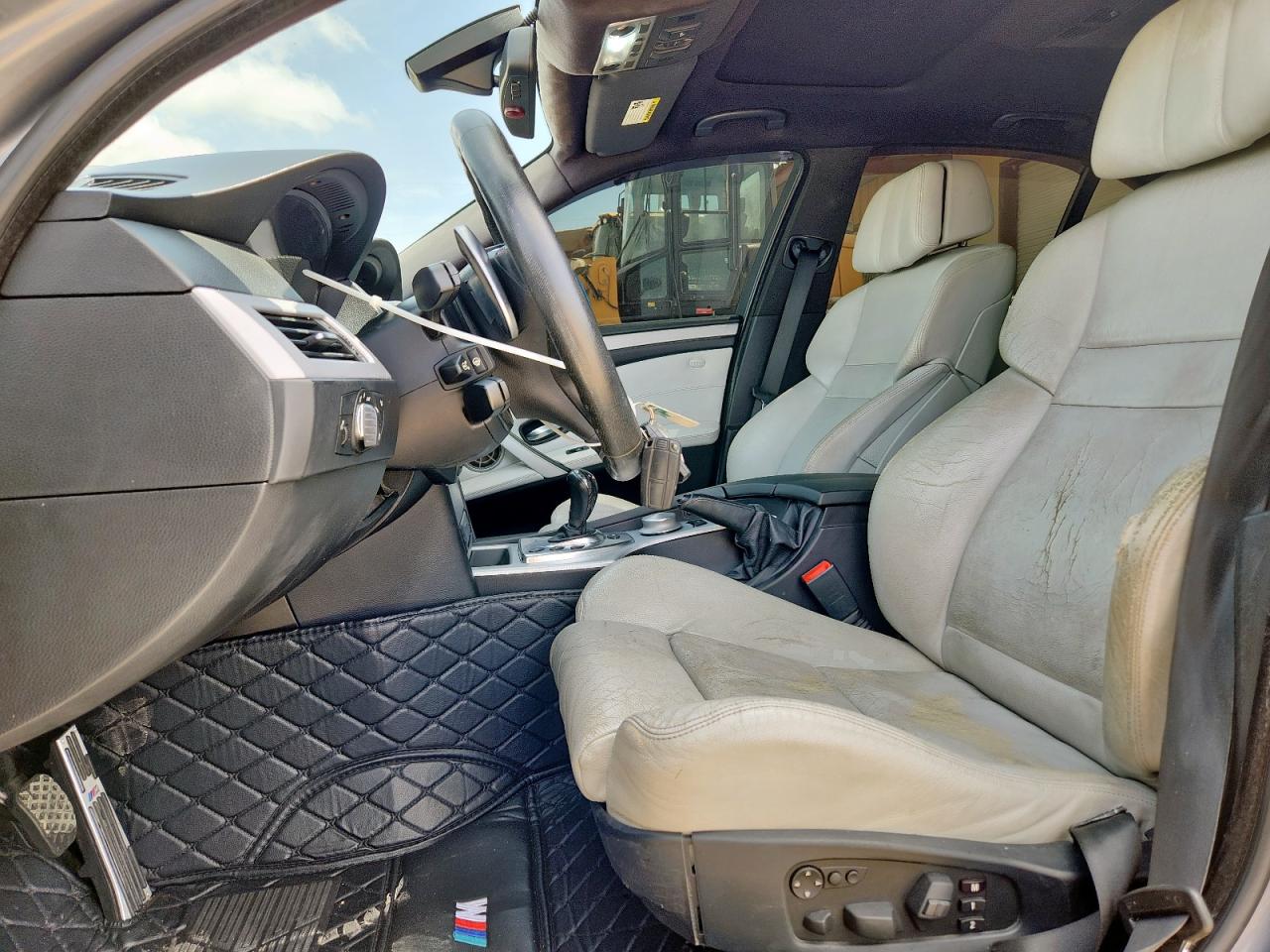 2008 BMW M5 VIN: WBSNB93558CX10736 Lot: 63122335