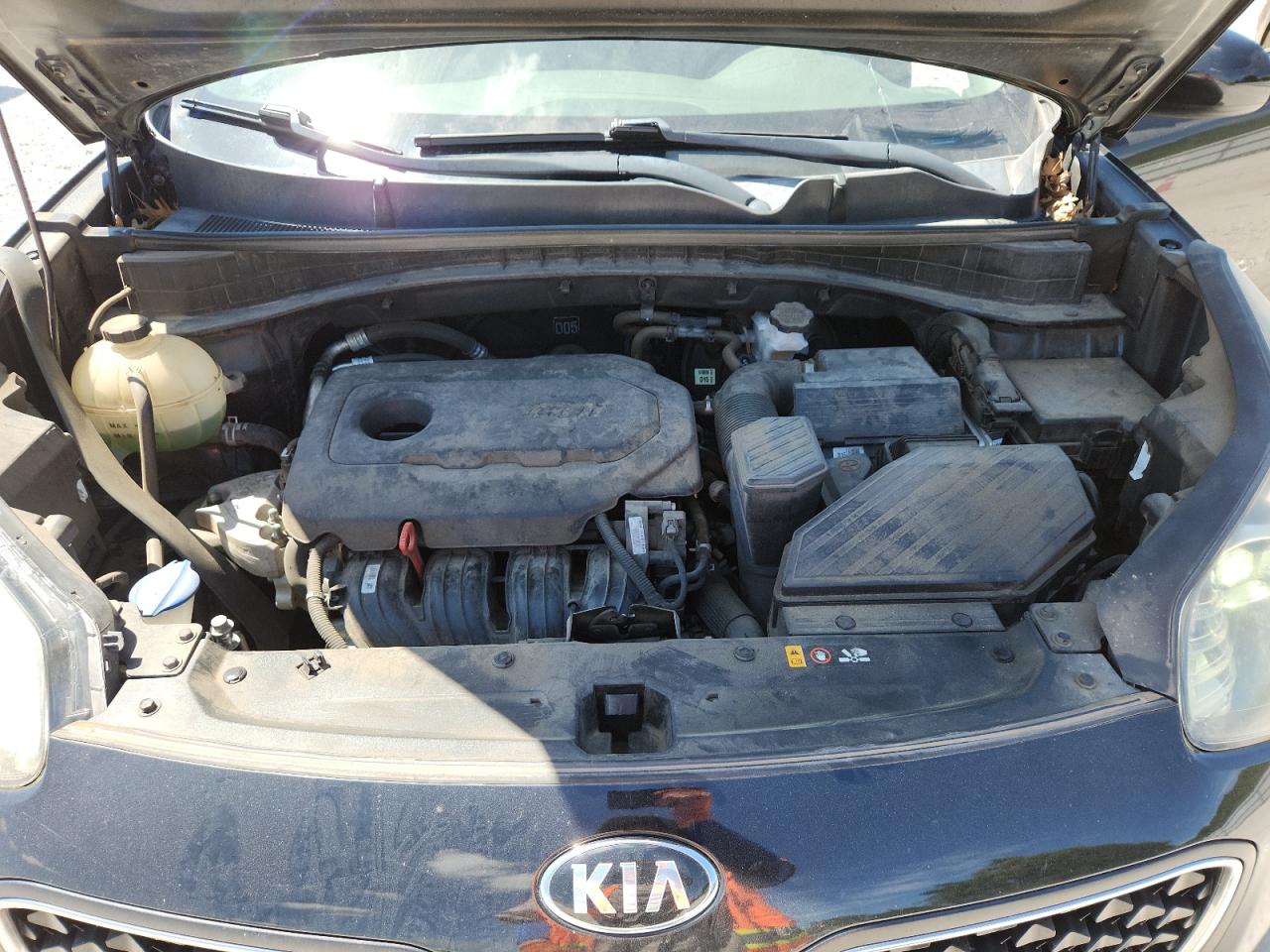 kndpm3ac9j7389016 KNDPM3AC9J7389016 2018 Kia Sportage Lx