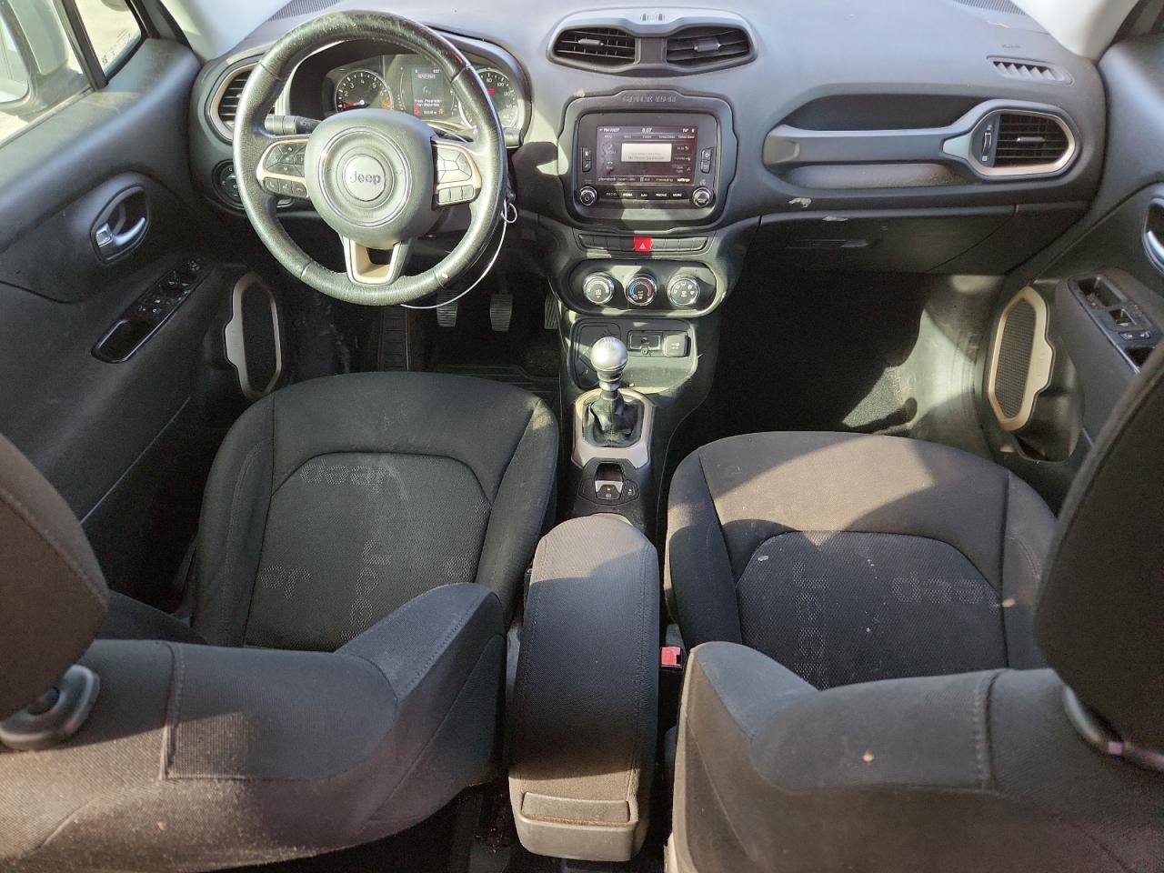 2015 Jeep Renegade Latitude VIN: ZACCJABH0FPB58051 Lot: 62681055