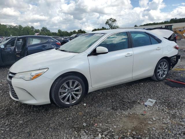  TOYOTA CAMRY 2016 Белы