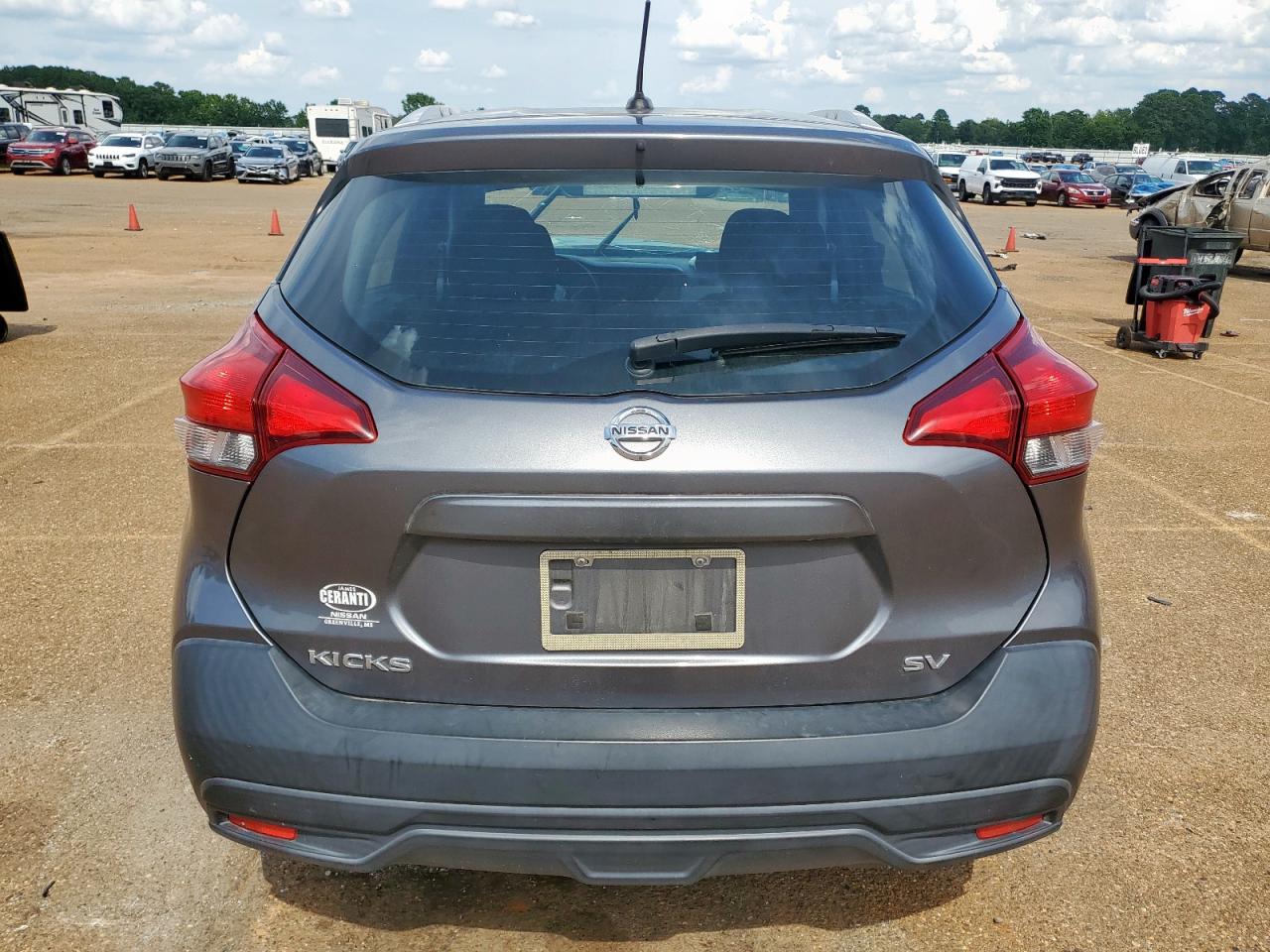 2019 Nissan Kicks S VIN: 3N1CP5CU1KL540826 Lot: 62841065