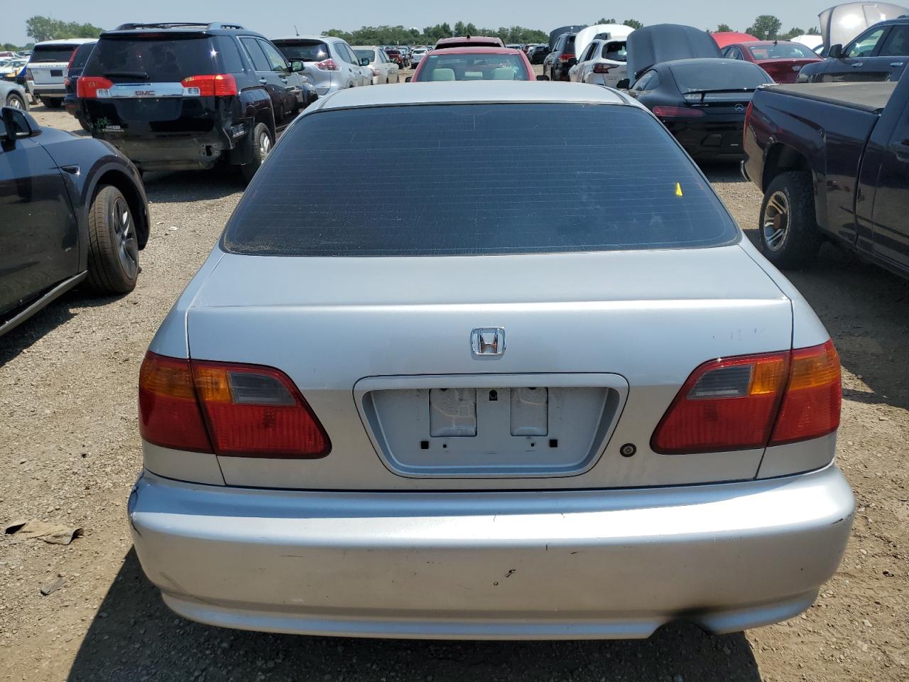 1999 Honda Civic Base VIN: 2HGEJ6613XH568076 Lot: 64432315