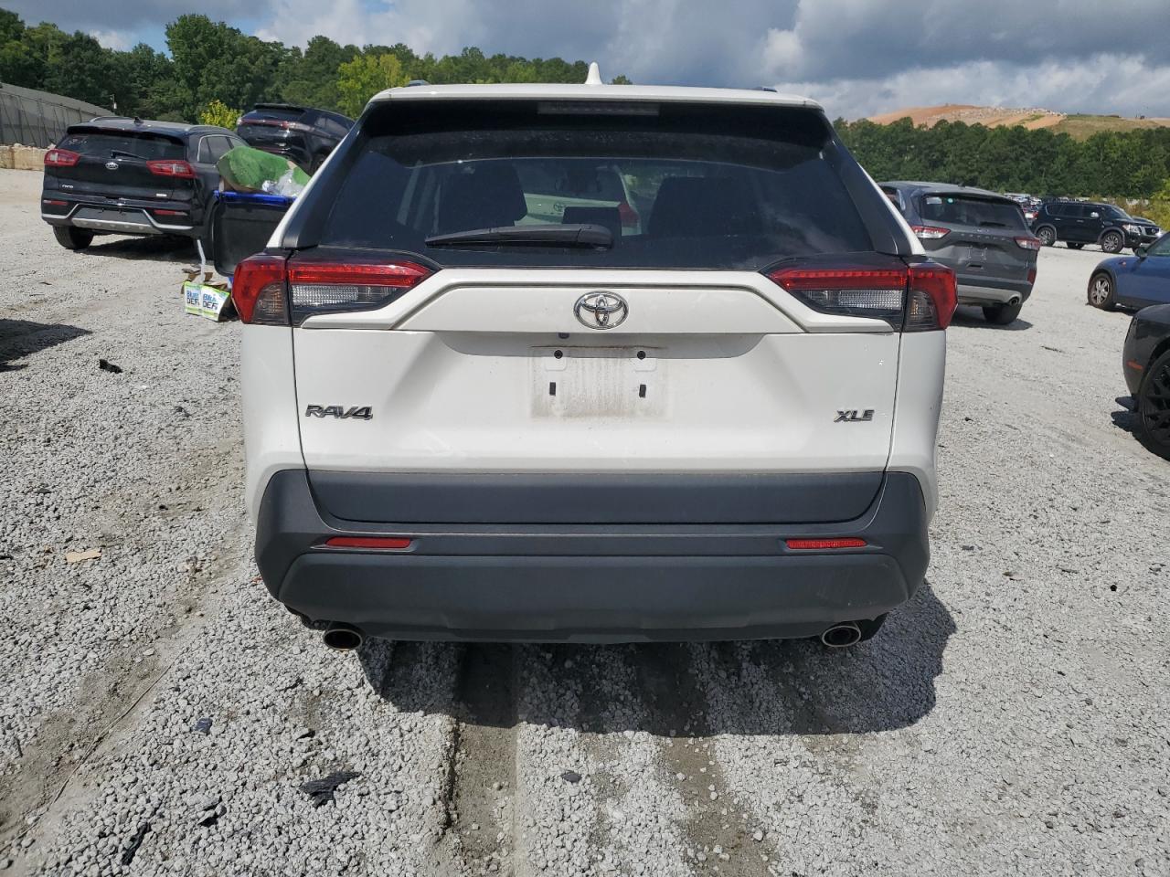 2022 Toyota Rav4 Xle VIN: 2T3W1RFV3NW202901 Lot: 64993305