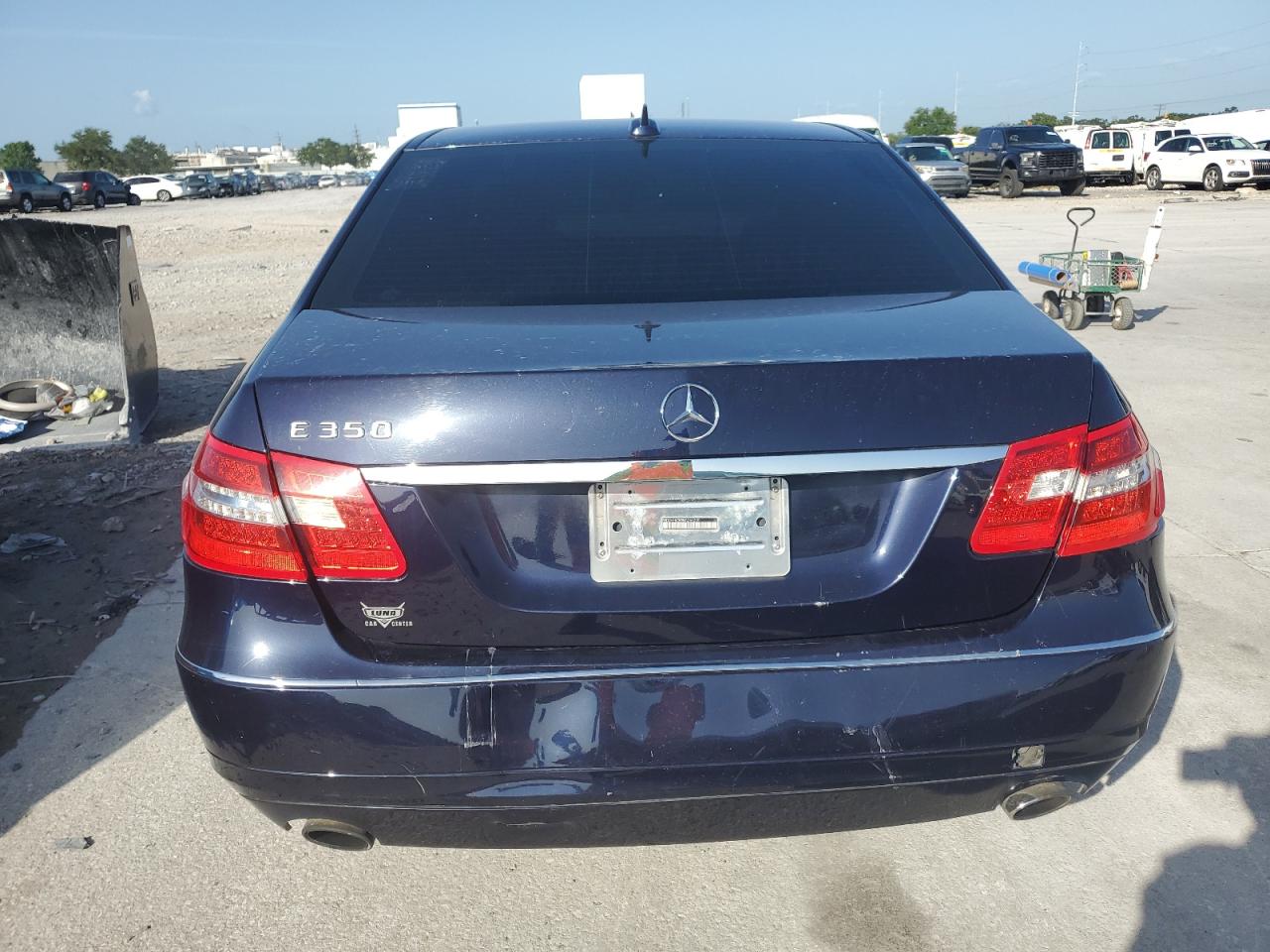2011 Mercedes-Benz E 350 VIN: WDDHF5GB9BA265220 Lot: 64493135