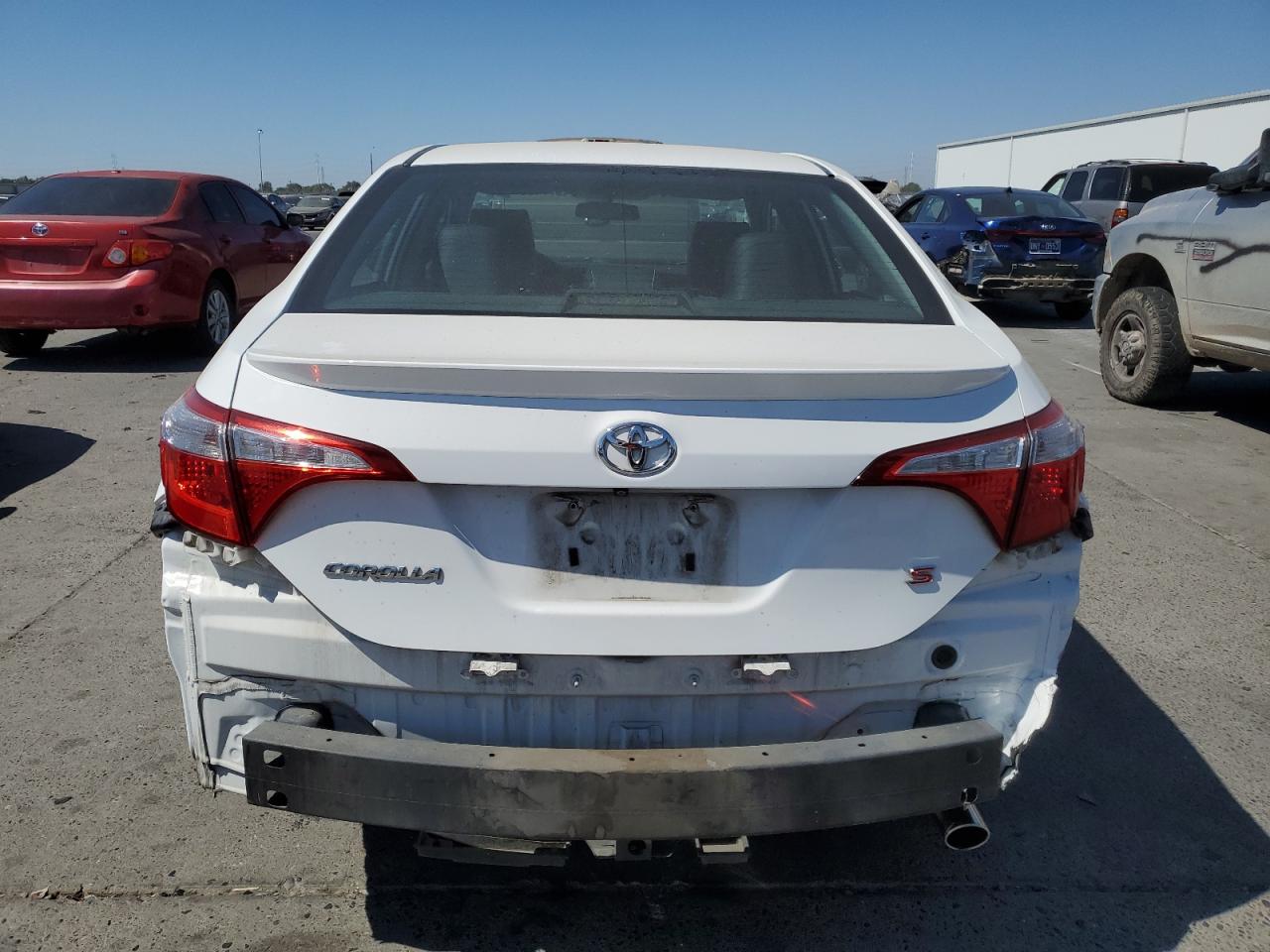 2014 Toyota Corolla L VIN: 5YFBURHE5EP058877 Lot: 64977105