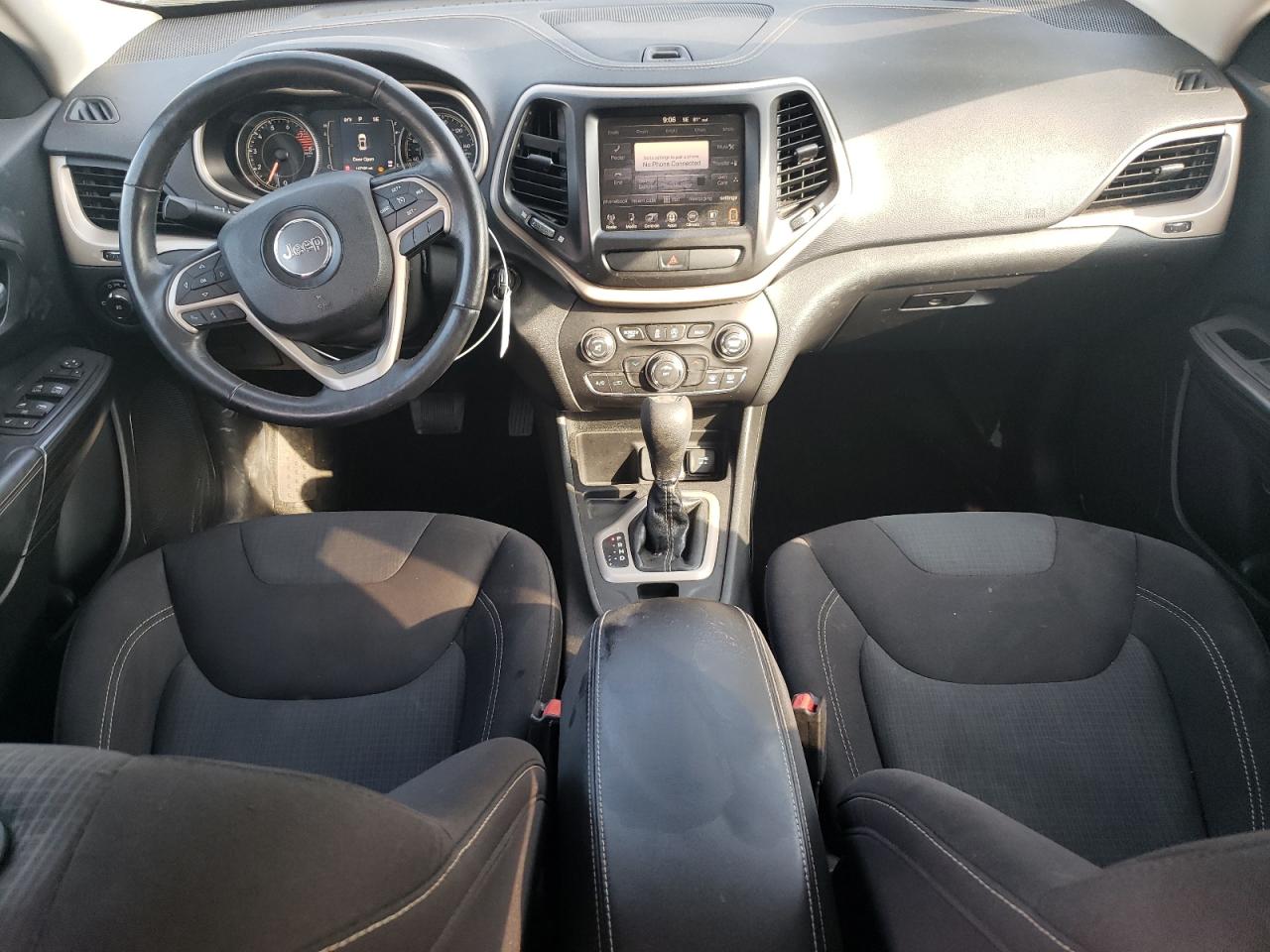 2016 Jeep Cherokee Latitude VIN: 1C4PJLCS7GW135851 Lot: 64583265