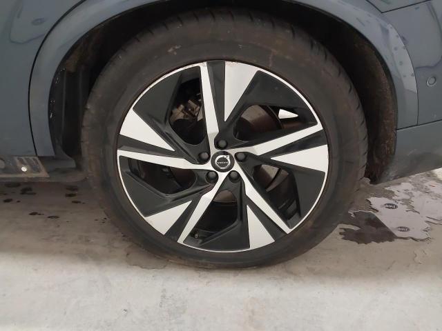 2023 VOLVO XC90 + T8
