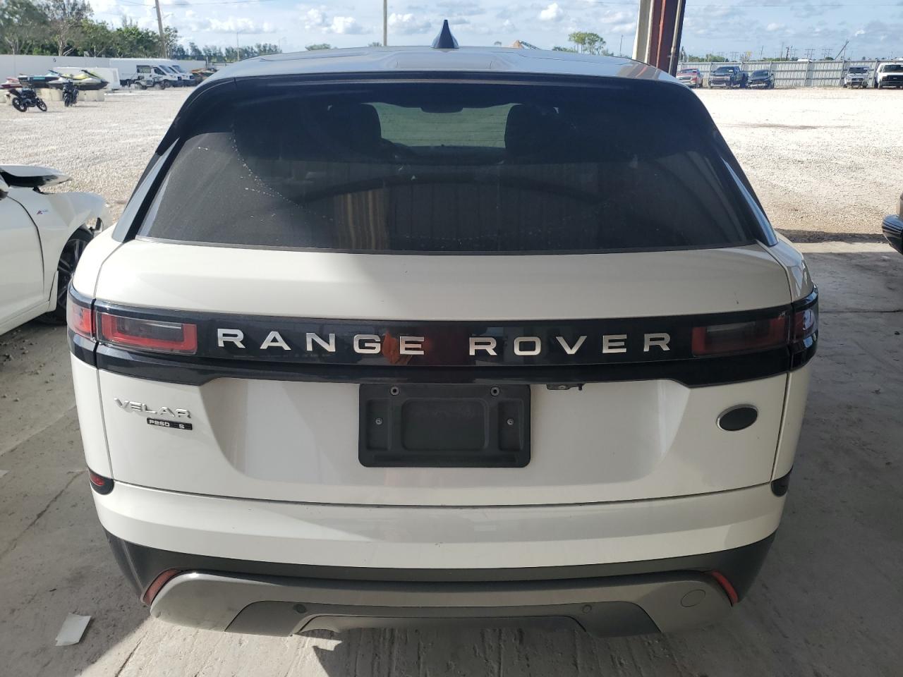 2018 Land Rover Range Rover Velar S VIN: SALYB2RX6JA731299 Lot: 64388265
