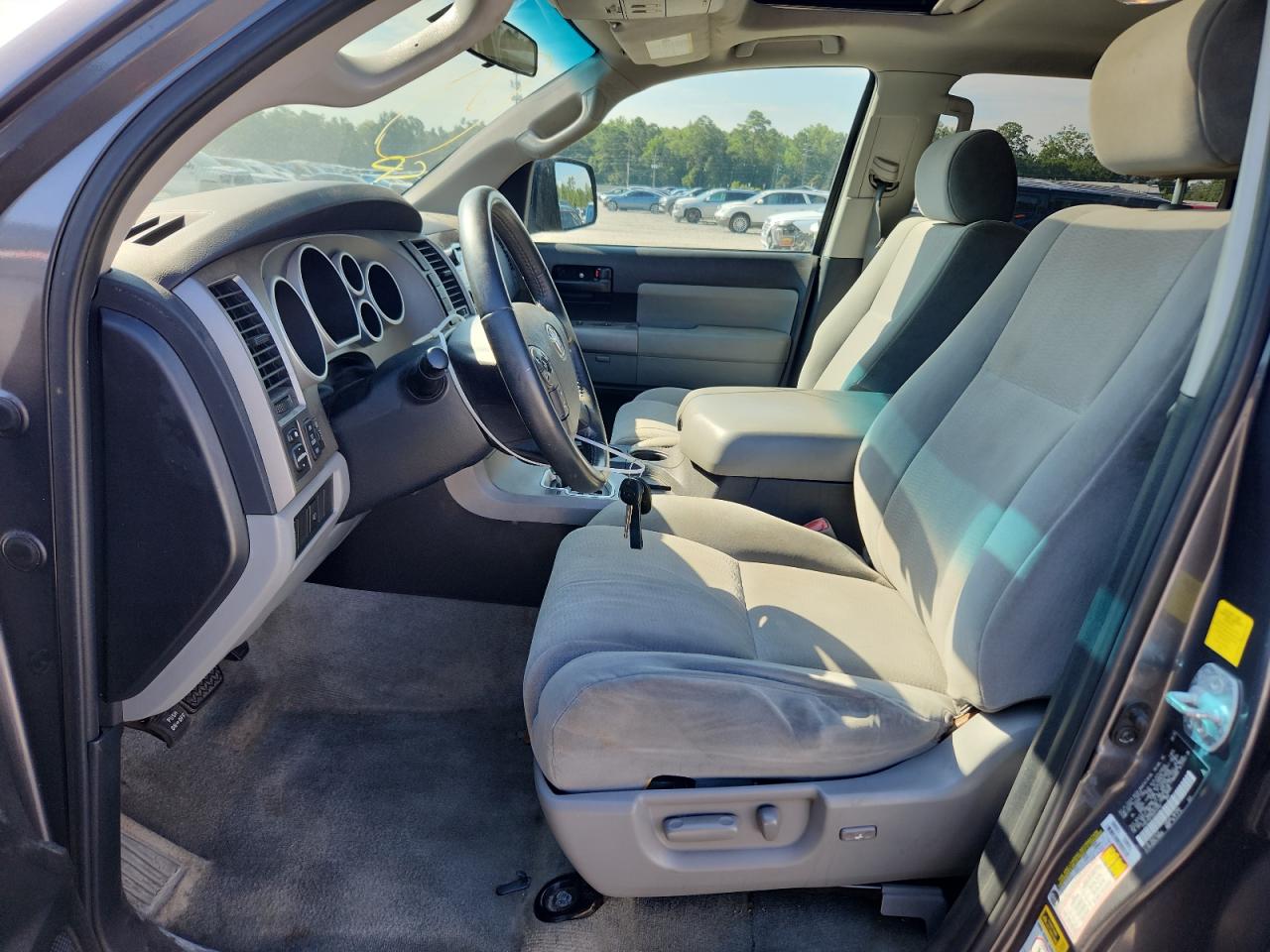 2011 Toyota Sequoia Sr5 VIN: 5TDZY5G14BS031747 Lot: 63485535