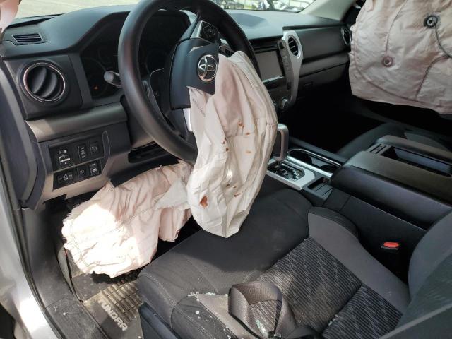  TOYOTA TUNDRA 2018 Silver