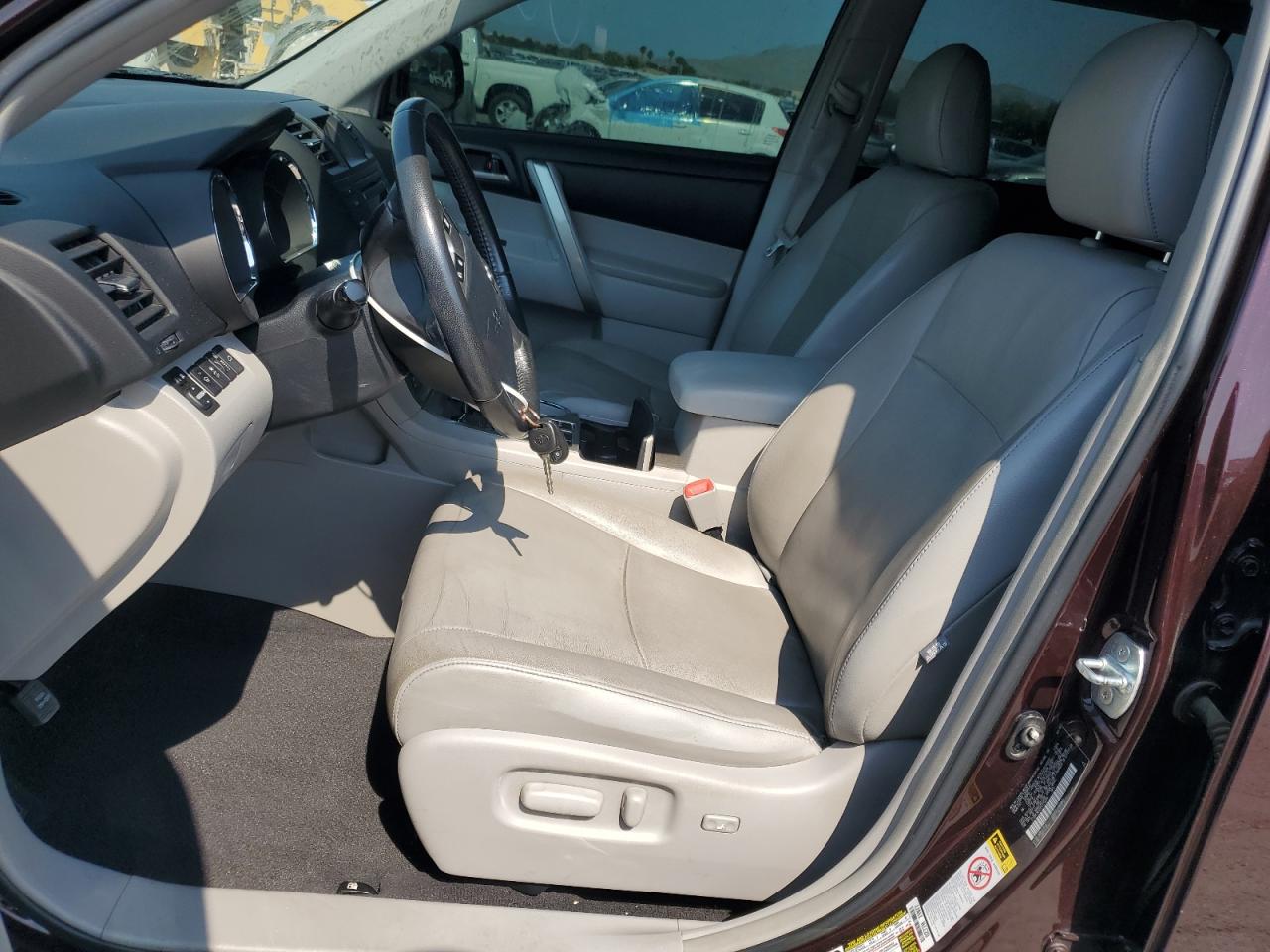 2012 Toyota Highlander Base VIN: 5TDBK3EH5CS125094 Lot: 64689485