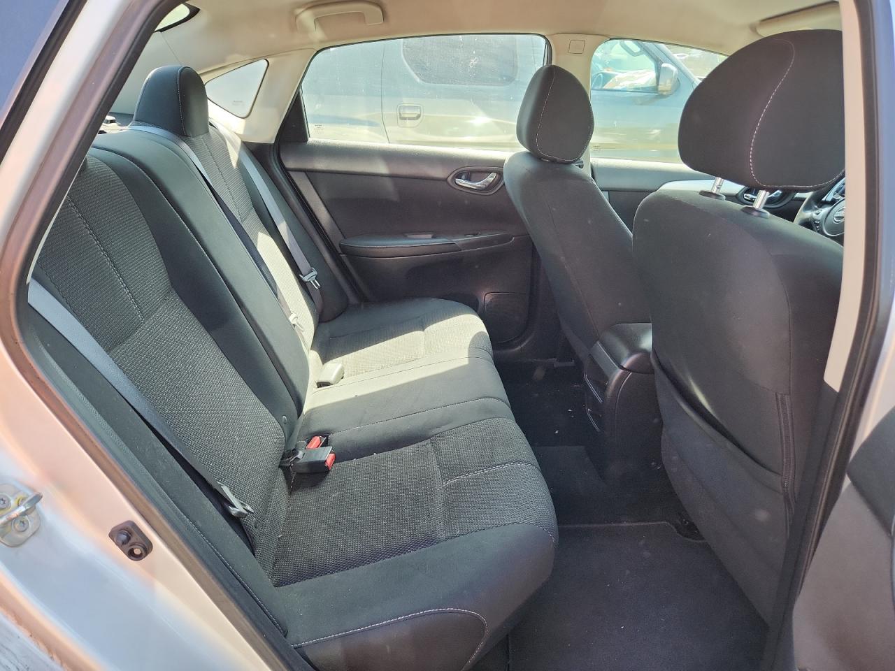 2018 Nissan Sentra S VIN: 3N1AB7AP1JY279813 Lot: 63467665
