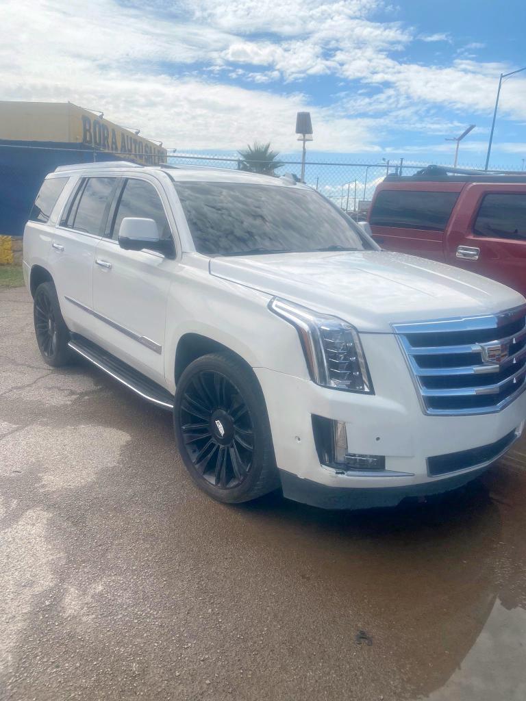 2017 Cadillac Escalade Luxury