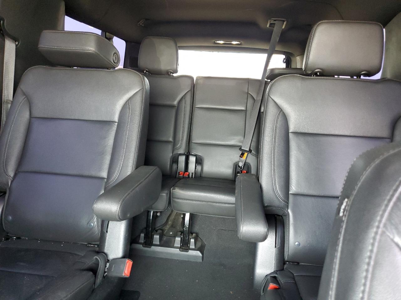 1gnscckt1nr305591 1GNSCCKT1NR305591 2022 Chevrolet Suburban C1500 Lt