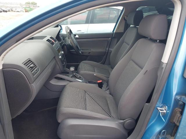 2006 VOLKSWAGEN GOLF S AUT