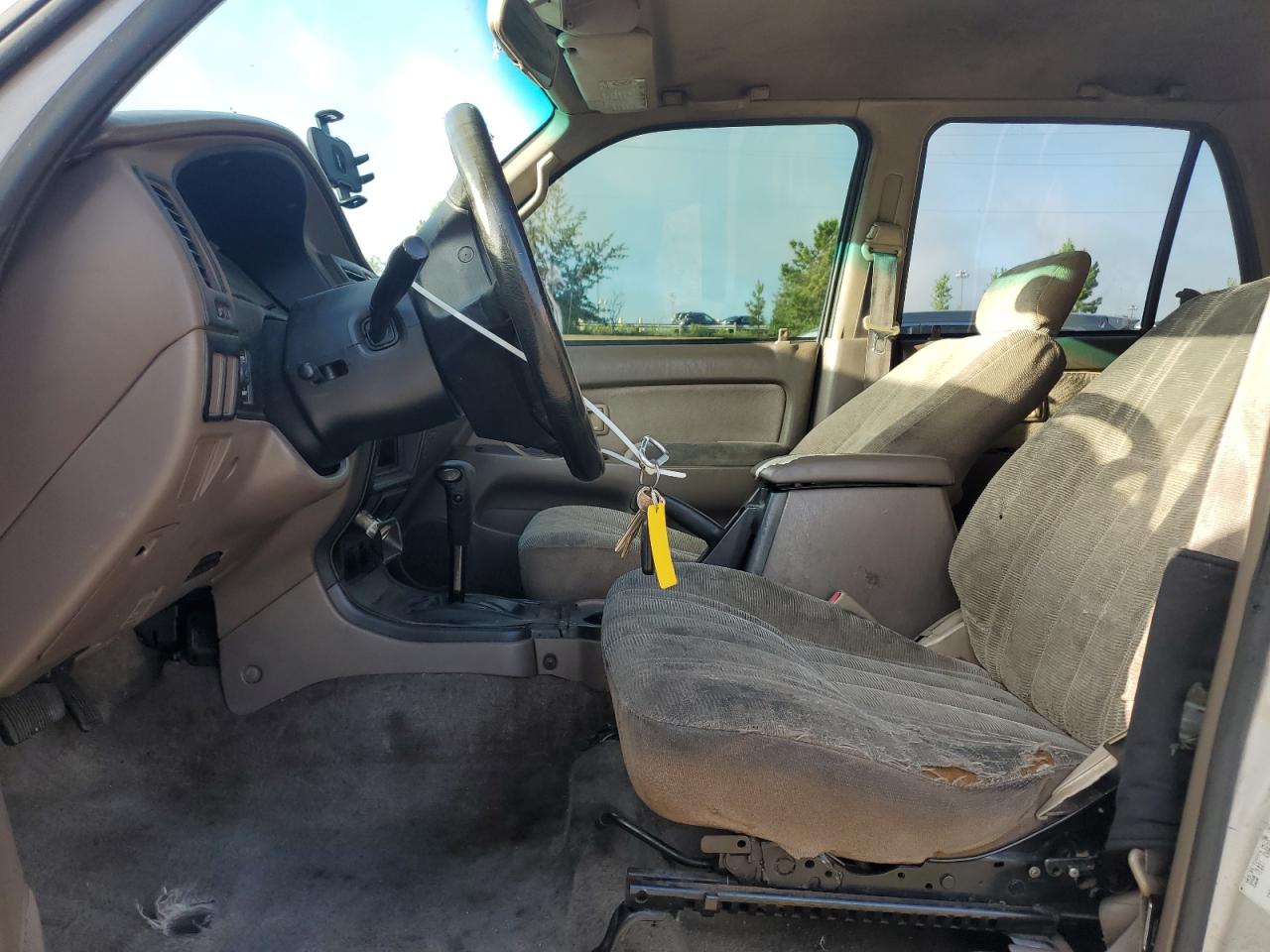 1999 Toyota 4Runner VIN: JT3GM84R9X0049528 Lot: 62519155