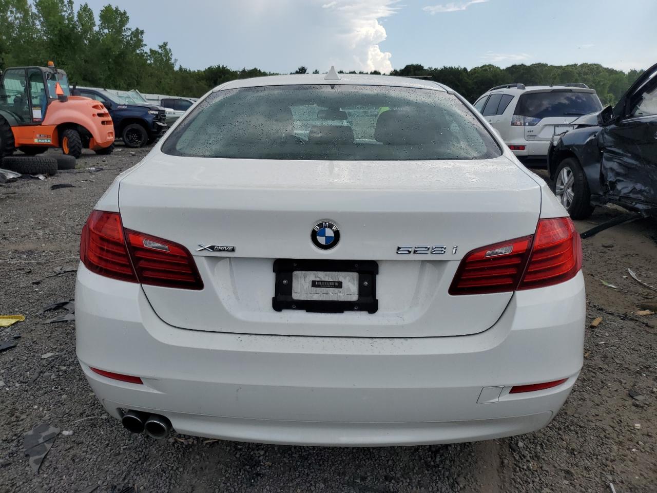 2014 BMW 528 Xi VIN: WBA5A7C55ED614199 Lot: 63035485