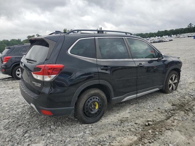  SUBARU FORESTER 2021 Черный