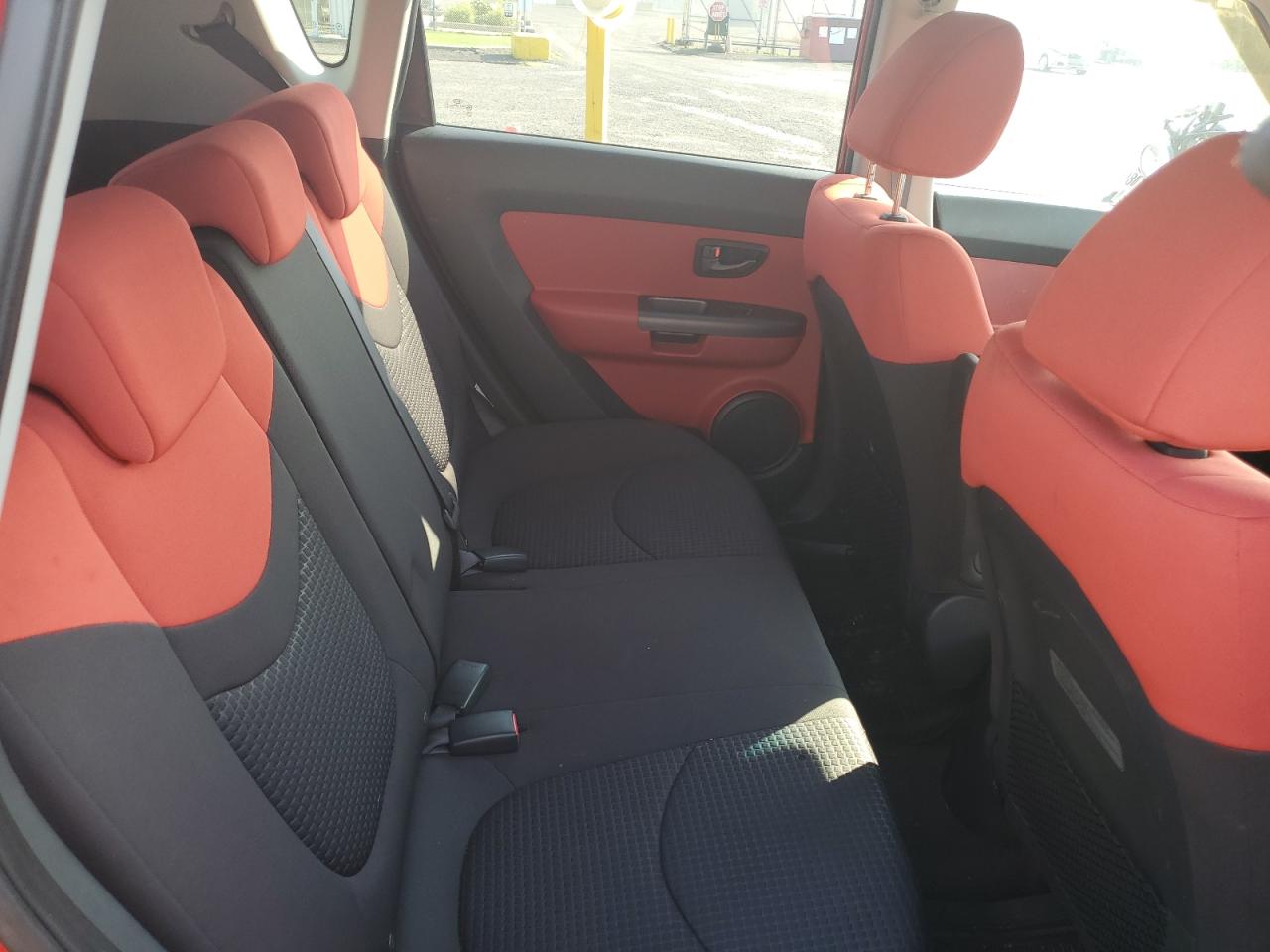 2010 Kia Soul + VIN: KNDJT2A27A7034419 Lot: 64722885