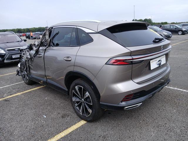 2025 MG HS SE