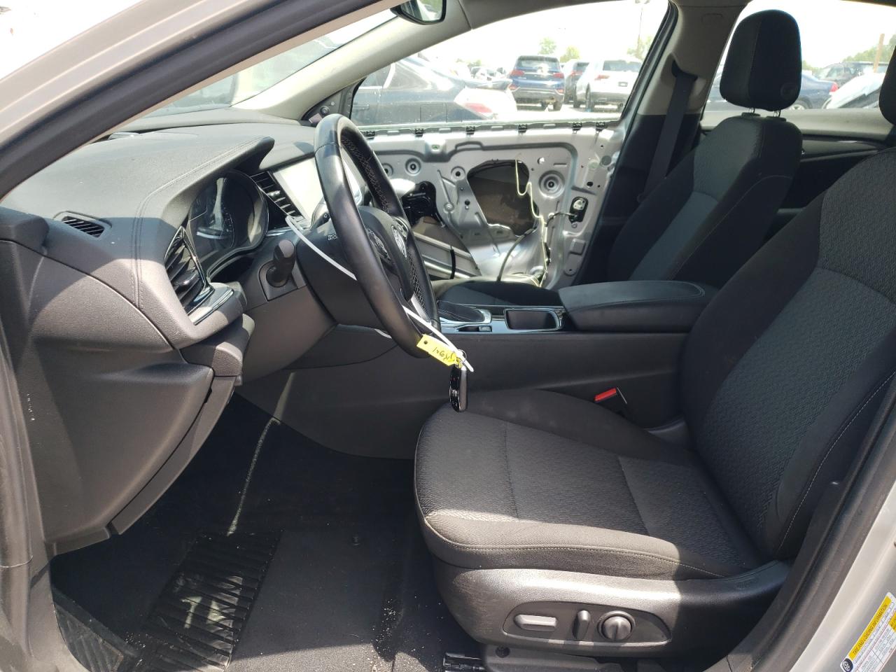 2019 Buick Regal Preferred VIN: W04GL6SX4K1032492 Lot: 63990095
