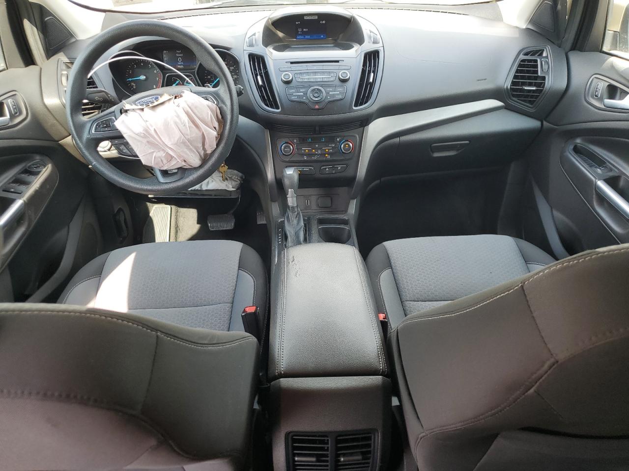 2017 Ford Escape Se VIN: 1FMCU9G9XHUA24106 Lot: 65440935