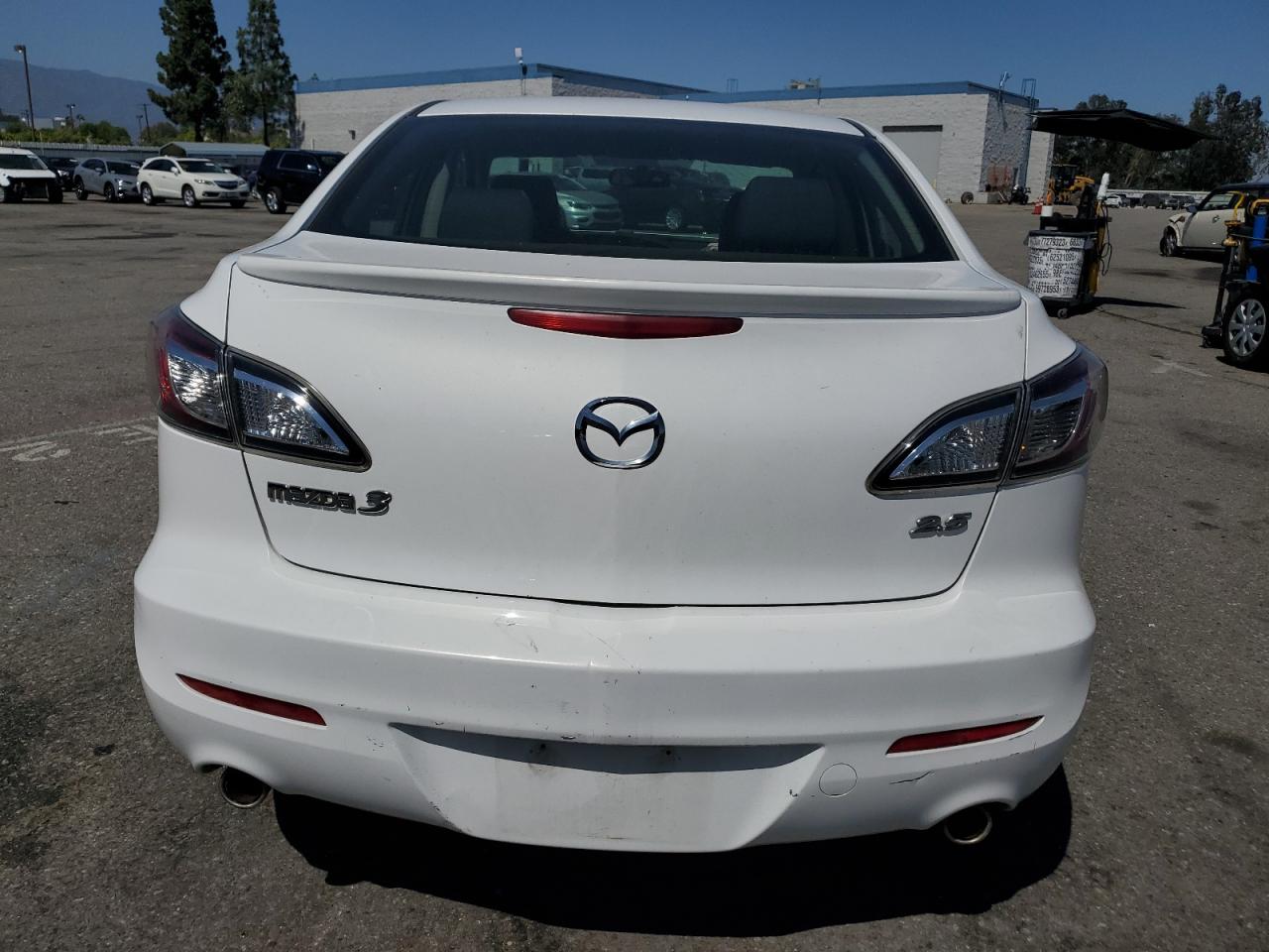 2021 Mazda 3 S VIN: JM1BL1U67B1360609 Lot: 64313405